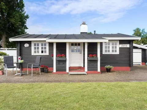 6 Person Holiday Home in Sjolund