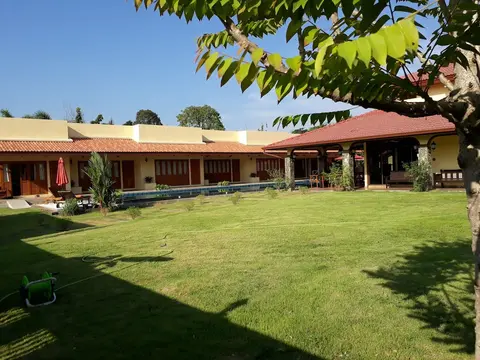 Taratai Villa