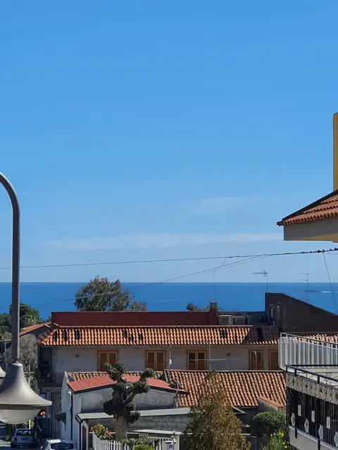 LG Casa Indipendente Acireale Mare