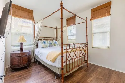 Cozy Home in Gated Country Club