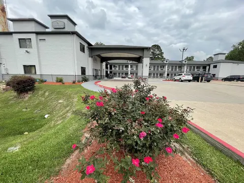 Super Stay Inn Humble IAH East