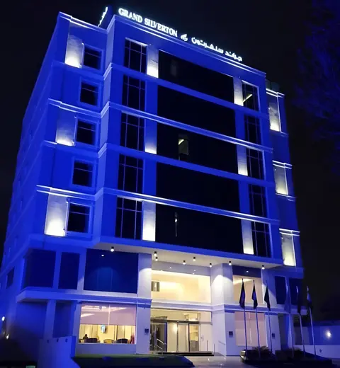 Grand Silverton Hotel
