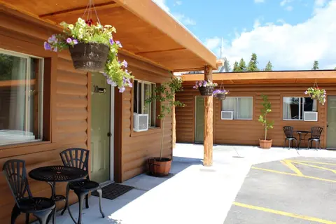 Elkhorn Cabins And Inn