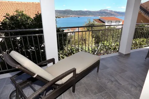 Vidosava - 100m From sea - A3