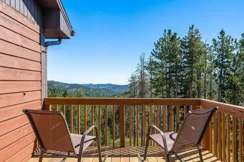 Mountain View Apartment Near Downtown Trails