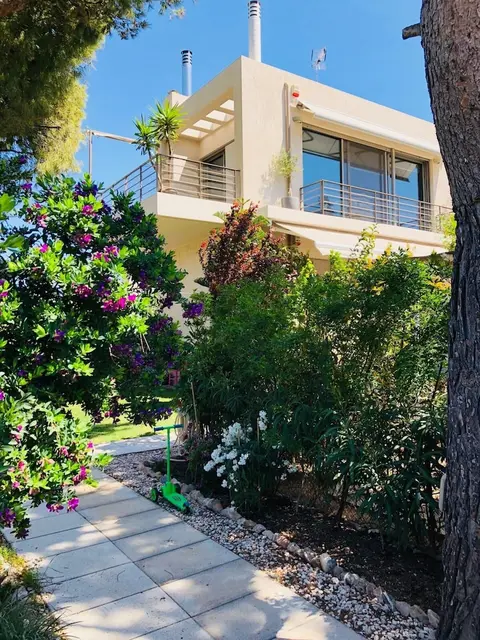 Azure House at Lagonissi