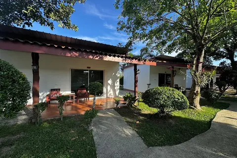 Ozone Resort & Pool Villa