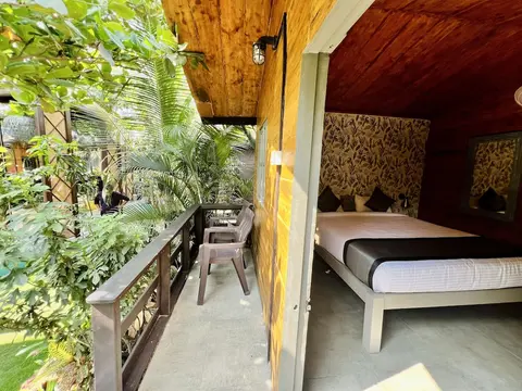 Just B Boutique Hotel