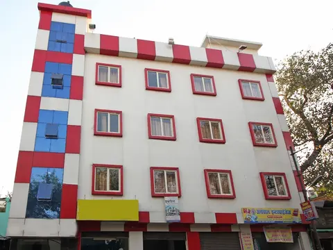 OYO 4073 Hotel Esskay