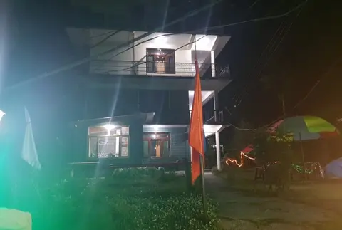 Goroomgo Aby's Hut Manali