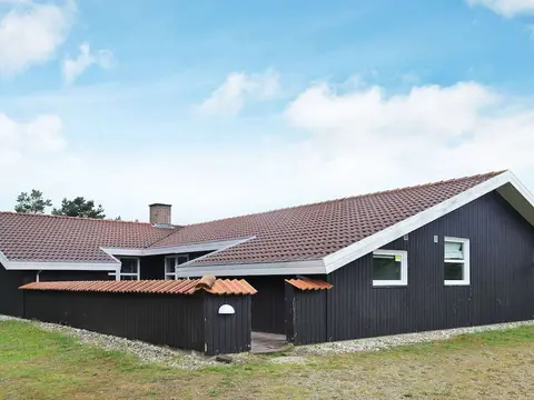 10 Person Holiday Home in Blavand