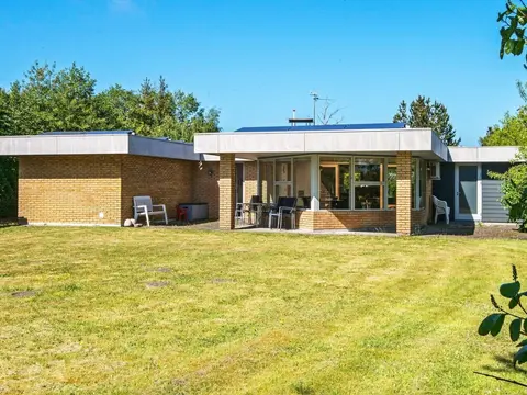 6 Person Holiday Home in Tarm