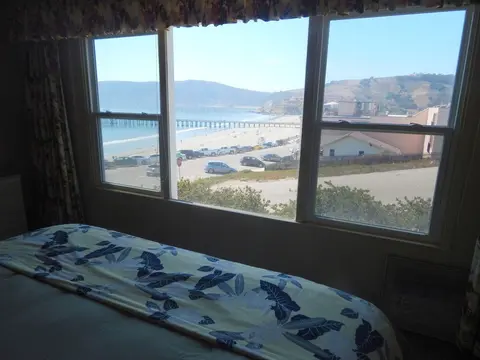 196 Front Street 1 Bedroom Home by Redawning