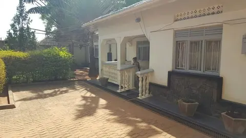 Paula Guest House