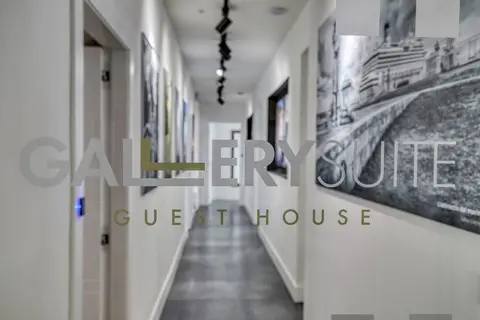 Gallery Suite