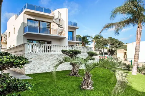 Calma Holiday Villas