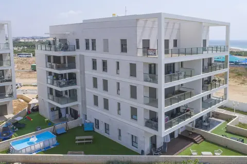 Stylish Garden Apartment near Akhziv Beach