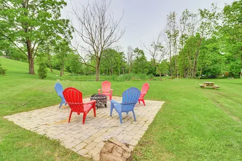 Walk to Saylors Lake: Townhome w/ Shared Perks!