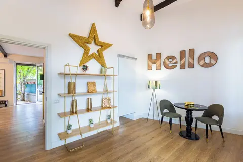 Domino Hotel