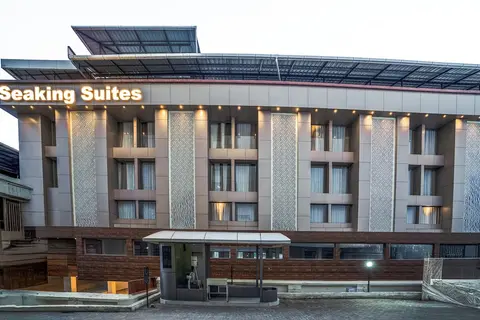 Seaking Suites