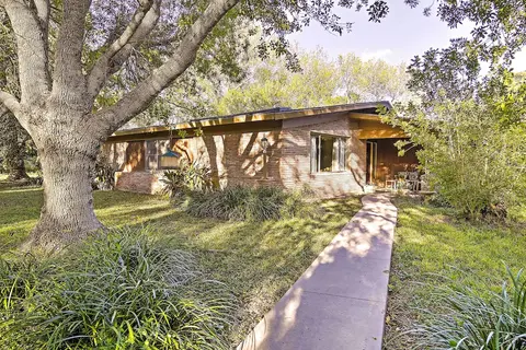 Mid-century Hideaway: Spacious Brownsville Home!