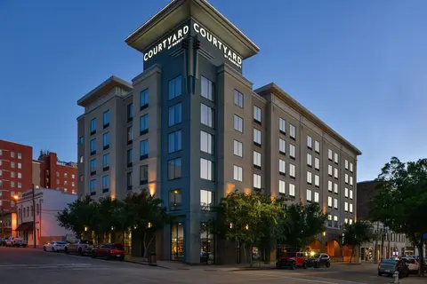 Courtyard by Marriott Wilmington Downtown/Historic District
