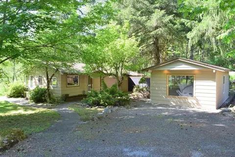 Cabin on the Creek