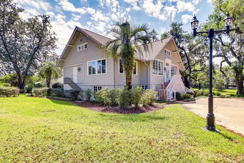Opulent Ocala Mansion w/ Private Pool & Hot Tub!