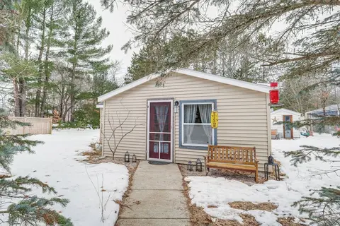 'the I House' Interlochen Home w/ Sauna, Fireplace