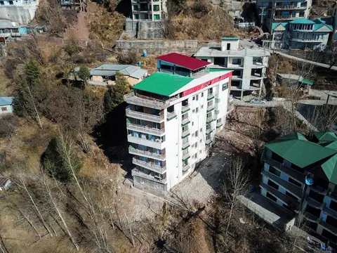 Kamboh La Cloud Hotel and Apartments