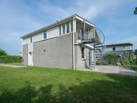 Semi-detached House Near Noord-beveland Beach
