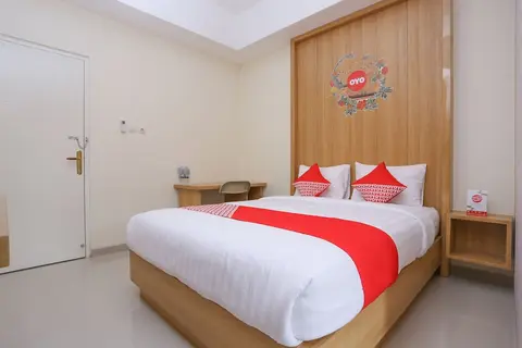 OYO 999 Garuda Guesthouse