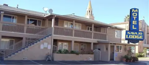 Navajo Lodge
