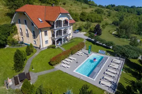 Pool Villa Silva Marija
