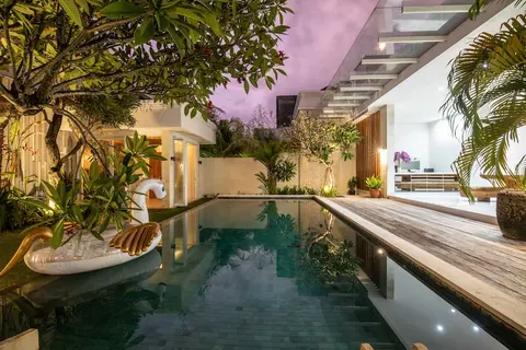 Luxury PrivatePoolVilla Lumiere Dewi Sri