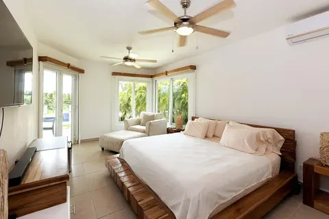 The Golf Oasis Villa by Acomodo
