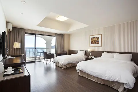 Song Jung Hotel