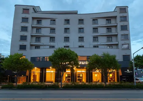 Topcloud Hotel Iksan