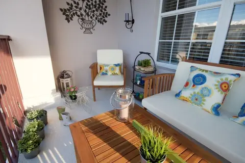 Vista Cay Dream 3 Bedroom Home by RedAwning