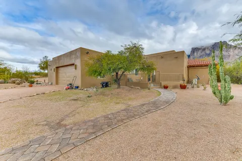 Apache Junction Desert Gem w/ Patio & Views!