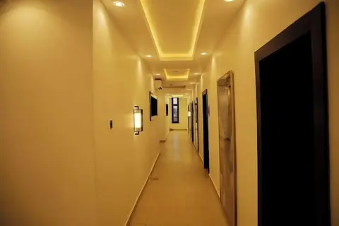 Sarina Suites and Apartments