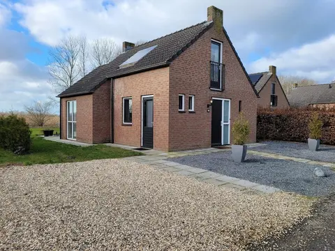 Cosy Holiday Home With Garden