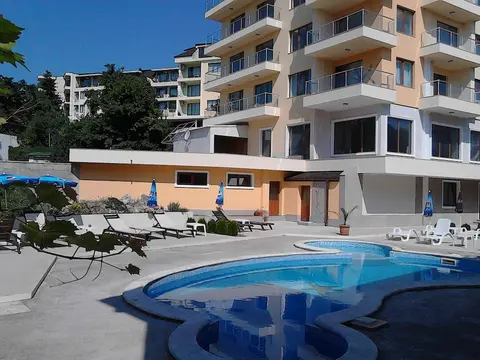 Golden House Apartments