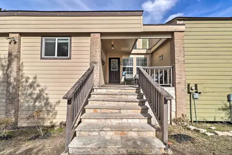 Lakefront Home w/ Point Venture Golf Access!