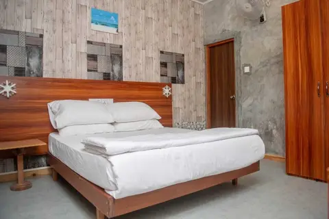 Avanti retreat