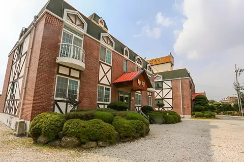 Gurye Jirisan Sansarang Pension