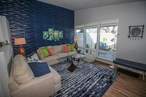 Cobalt Bungalow 1 Bedroom Condo