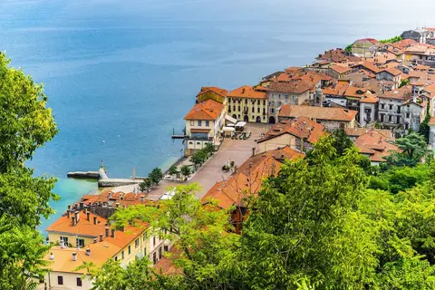 Incanto Sul Lago Pied Dans L' Eau