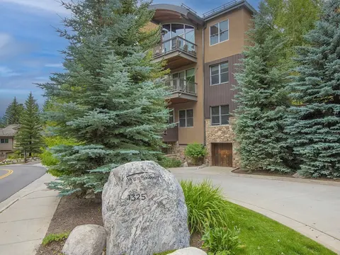 Cascade Village Condo