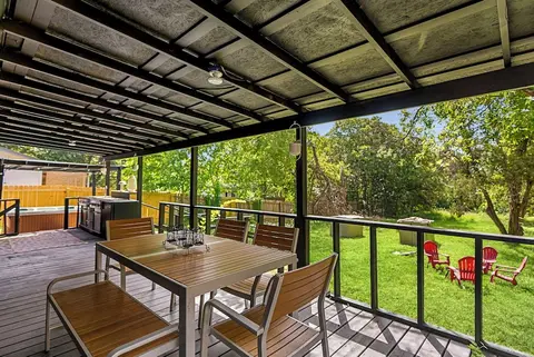 Modern 4BR House 10mins to Downtown